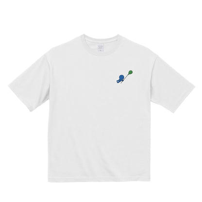 【ワンポイントTシャツ】風の吹くまま white image